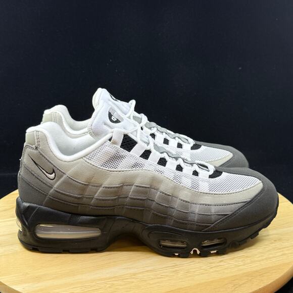 NEW Nike Air Max 95 Big Bubble Men\'s Size 8 Black/White-Medium ASH HM4740 007